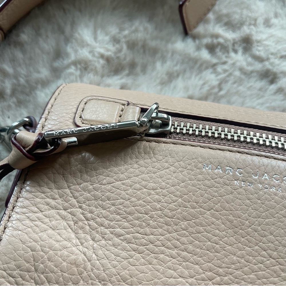 Marc Jacobs Soft Peach Leather Crossbody - Picture 7 of 16